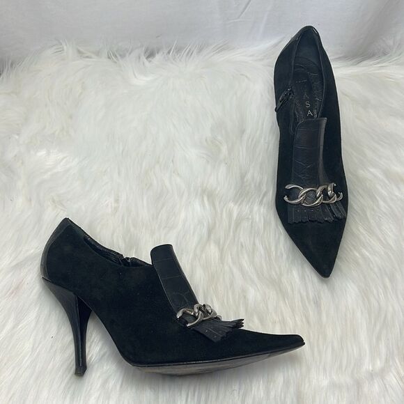 Casadei Black Suede Brogue Chain Detail Heels Sz 8.5 - Picture 1 of 6